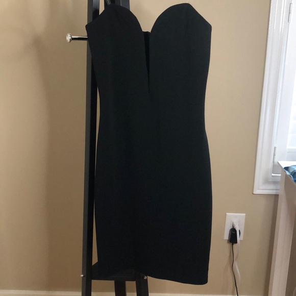 BLACK MINI DRESS - Picture 1 of 4